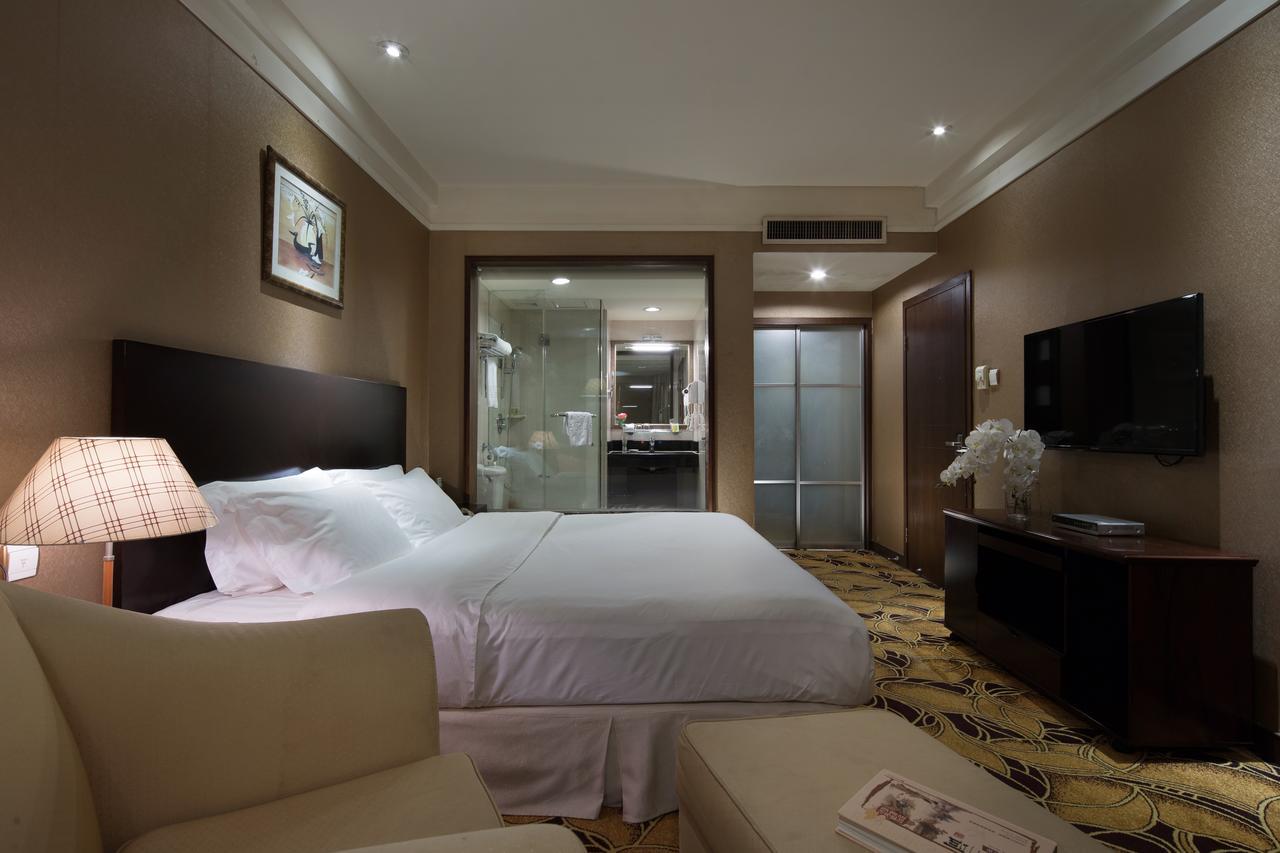 Wanxing Hotel Chao Yang Square Branch Nanning Bagian luar foto