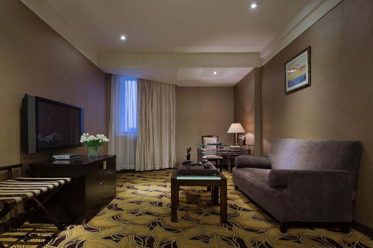 Wanxing Hotel Chao Yang Square Branch Nanning Bagian luar foto